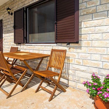 Apartment Olivera Τρογκίρ Εξωτερικό φωτογραφία