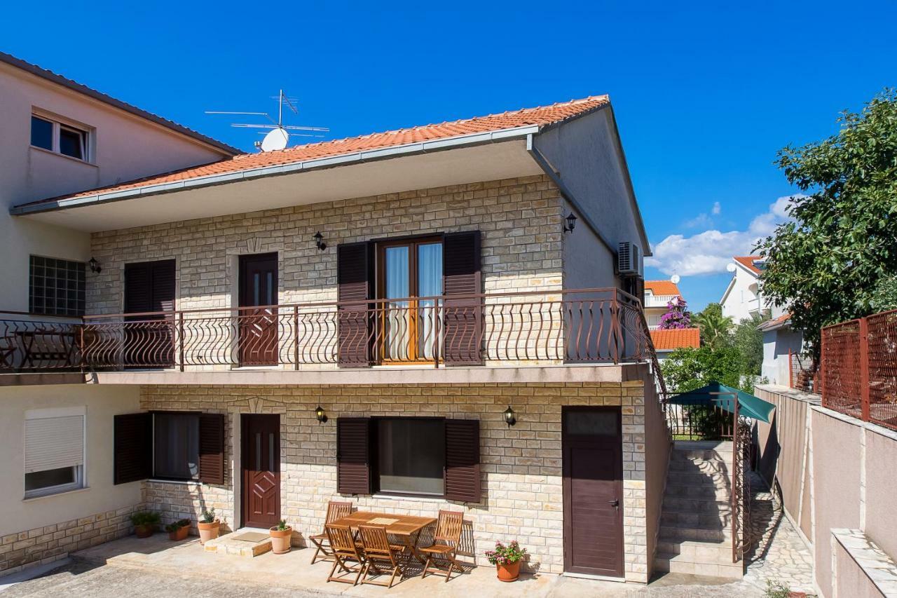 Apartment Olivera Τρογκίρ Εξωτερικό φωτογραφία