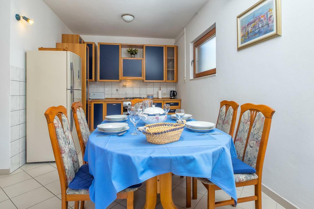Apartment Olivera Τρογκίρ Εξωτερικό φωτογραφία
