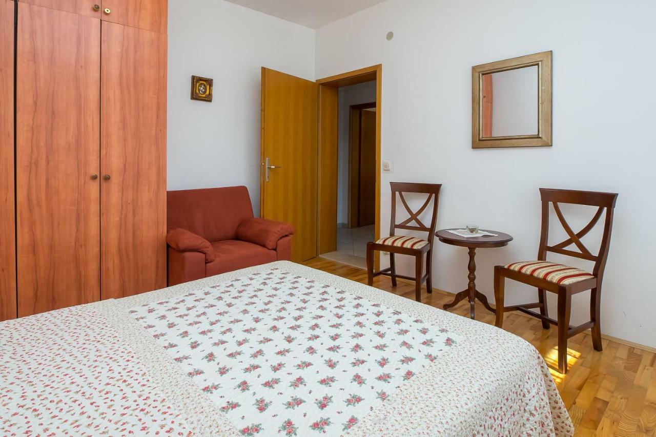 Apartment Olivera Τρογκίρ Εξωτερικό φωτογραφία